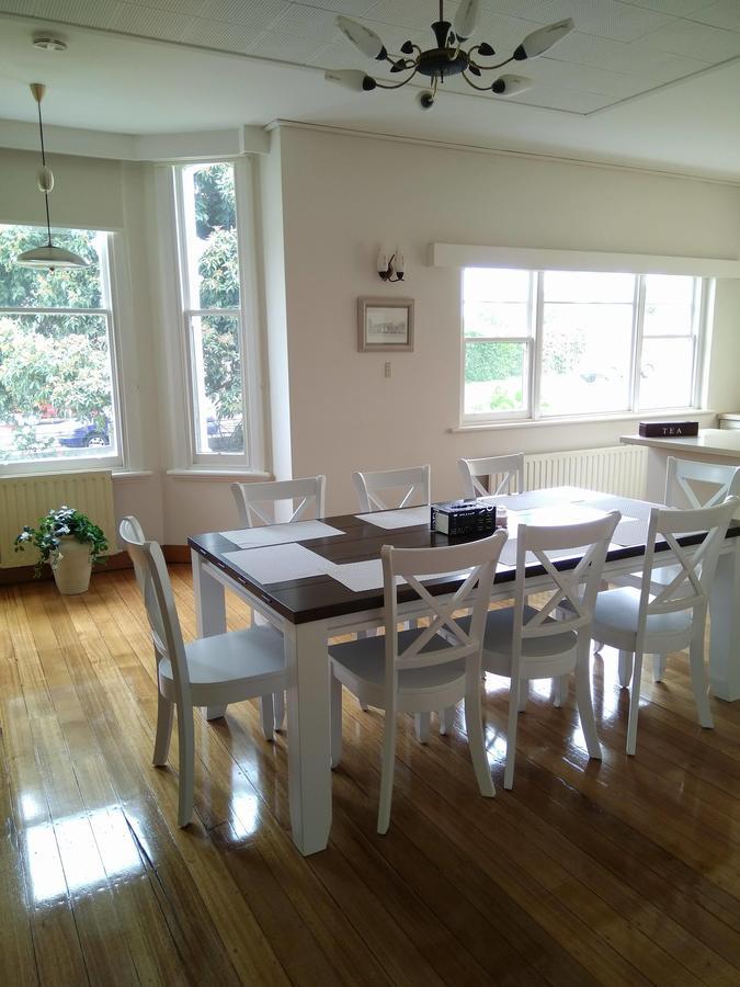 Riverbank Villa Devonport Bagian luar foto